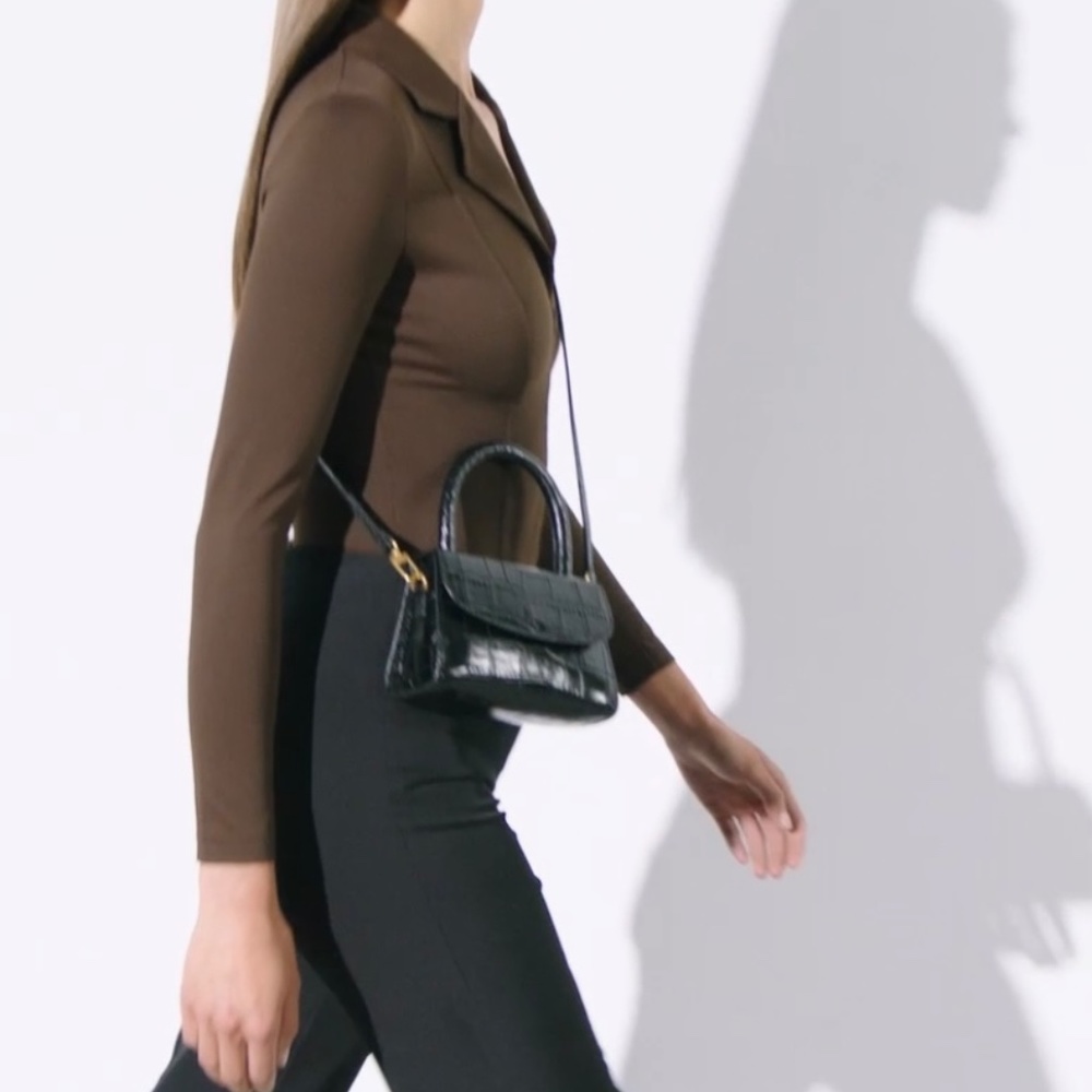 Authentic BY FAR Mini Black Croco Embossed Leather Top Handle/ Crossbody - NWT - Picture 4 of 8